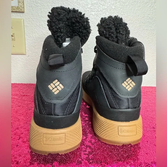 NEW 🖤 COLUMBIA Women's Red Hills Omni-Heat Winter Faux Fur Boot (Size 7) - Picture 13 of 17